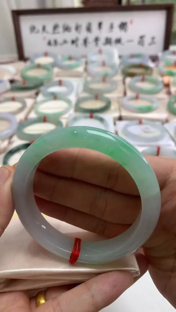 未镶嵌手镯翡翠冰阳绿54.5