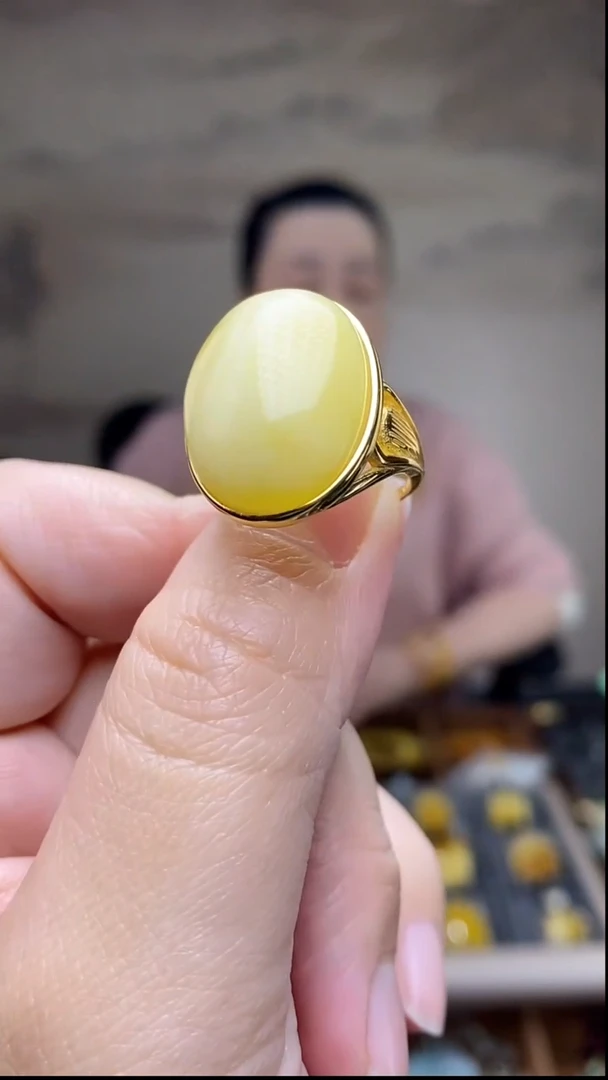 银S925镶嵌蜜蜡戒指JZ3331