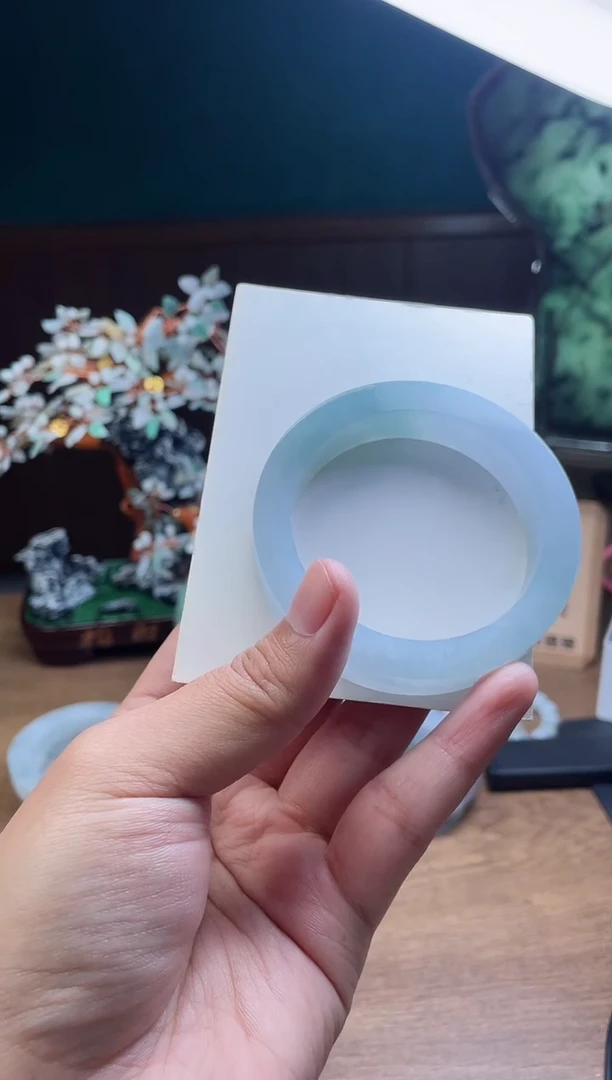 【闪购商品】定制翡翠手镯未镶嵌定制