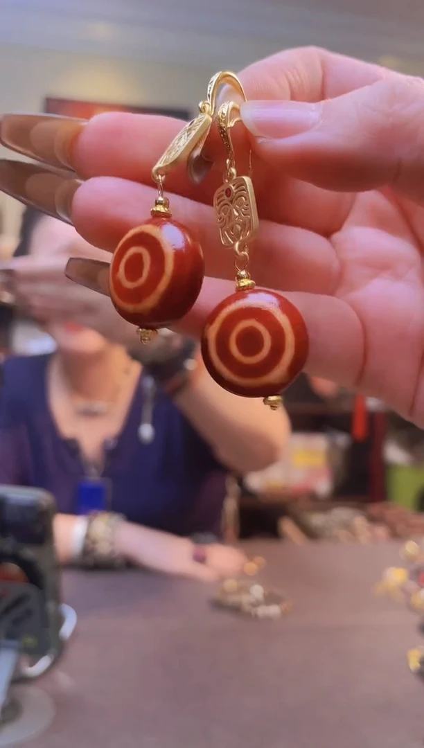 木质类红板眼耳环