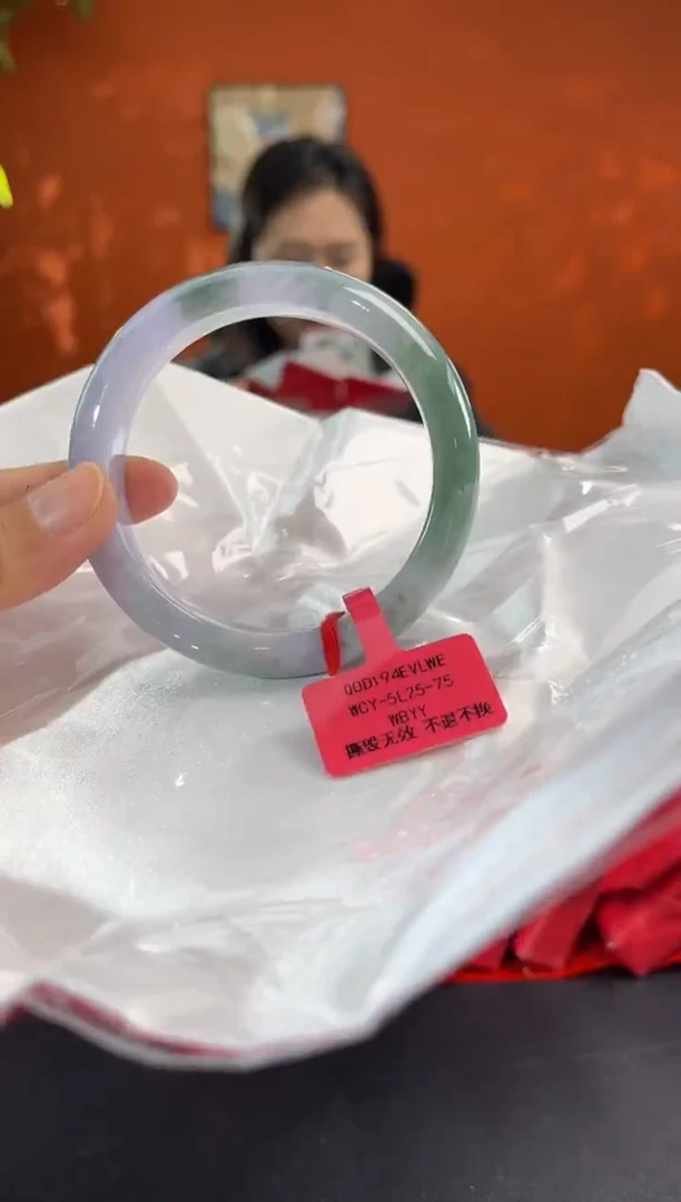 未镶嵌手镯翡翠8    57
