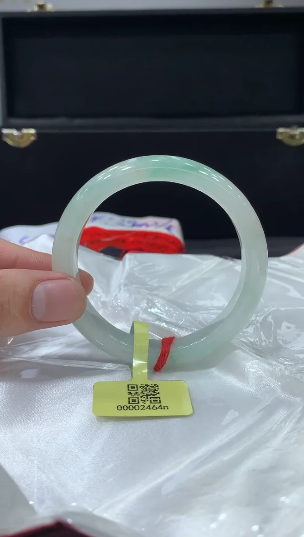 未镶嵌手镯翡翠翡翠手镯