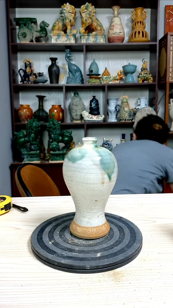 经典精美复古风格瓷器