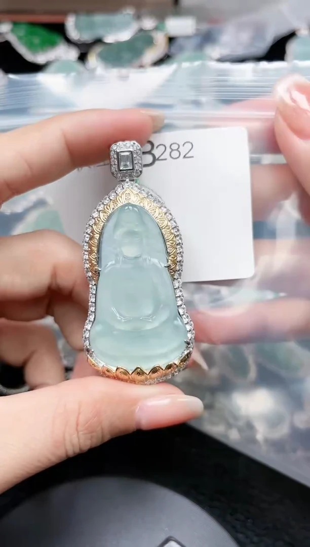 【闪购商品】翡翠颈饰未镶嵌282赠皮绳