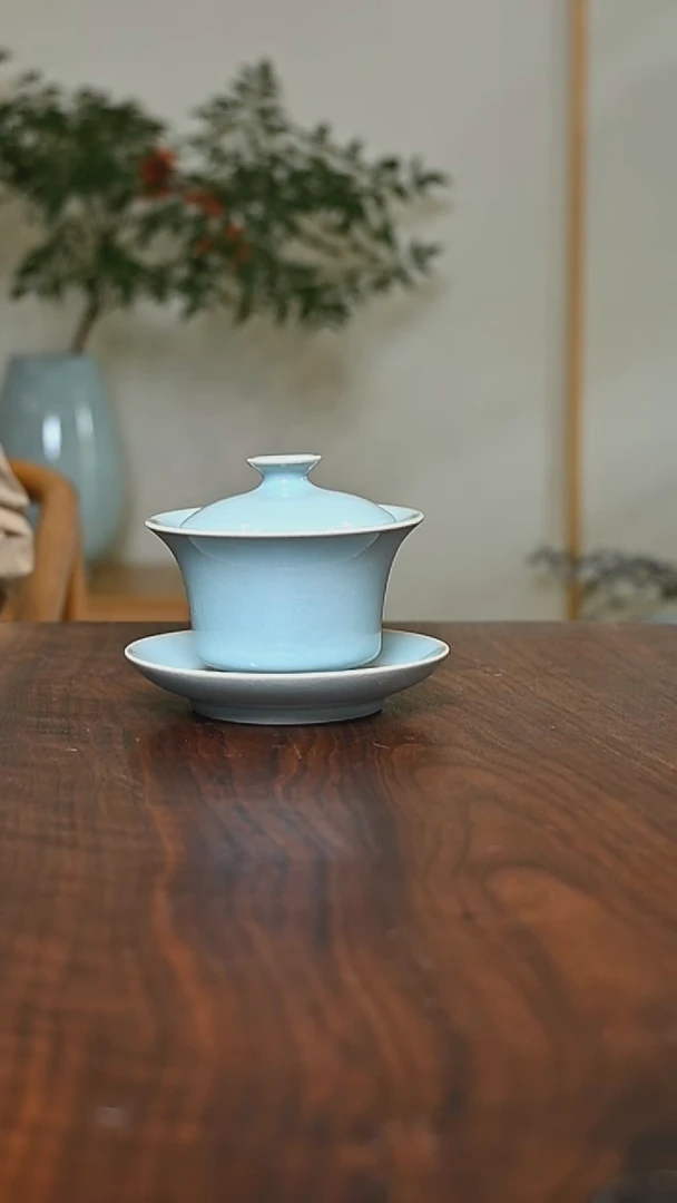 马蹄盖碗 天青 微瑕 朱法喜手签款