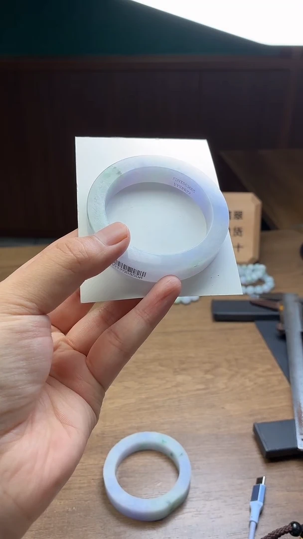 未镶嵌手镯定制翡翠静**静定制