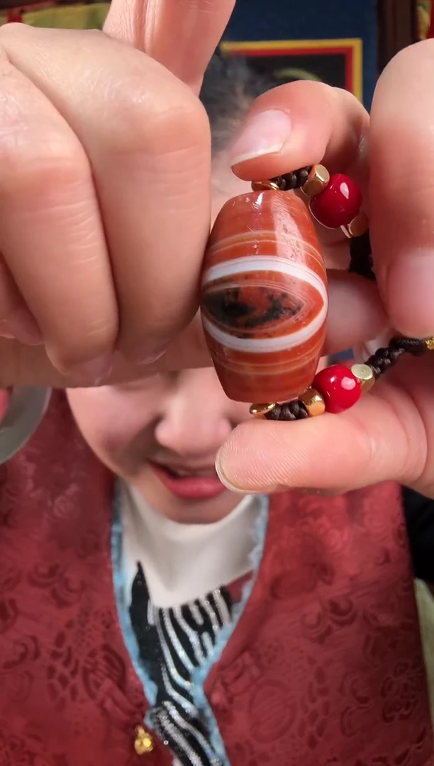 无非金属藏地丝丝古珠