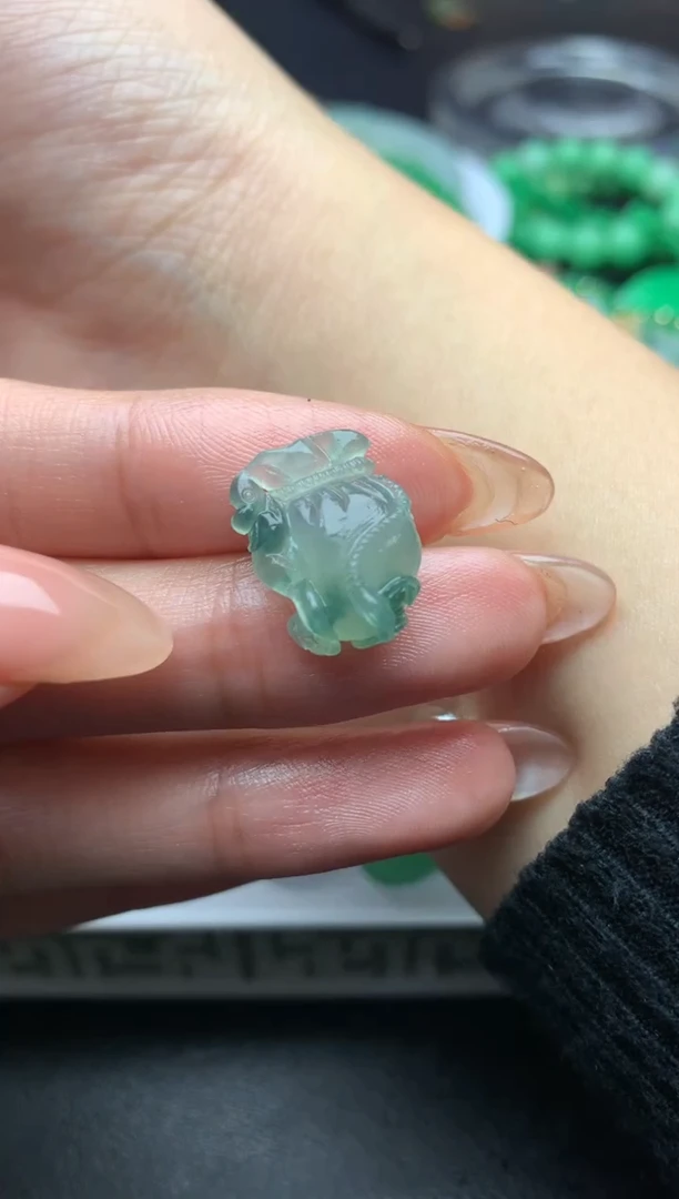【闪购商品】定制翡翠未镶嵌毛货