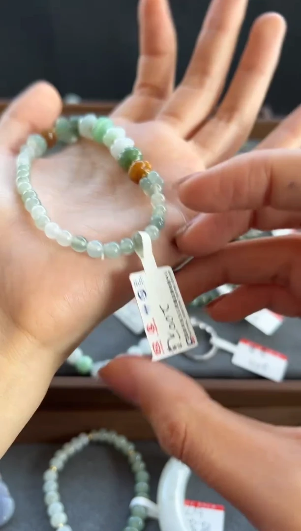 【闪购商品】翡翠手串未镶嵌517号