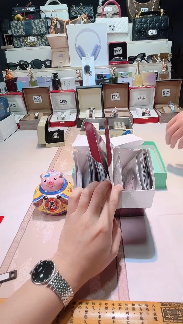 瓷片瓷器 库房到期 全部地板价@@1