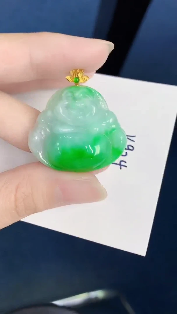 颈饰18K金镶嵌翡翠天然翡翠缅甸A货