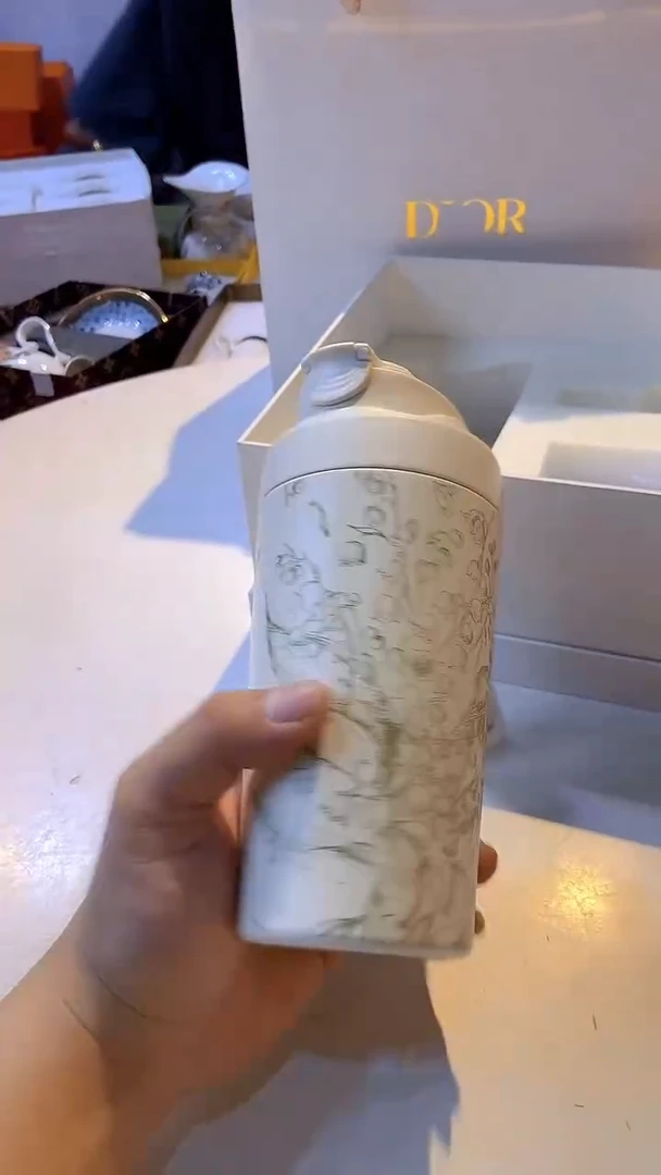 杯鸿辉家品牌瓷器，京东包邮！