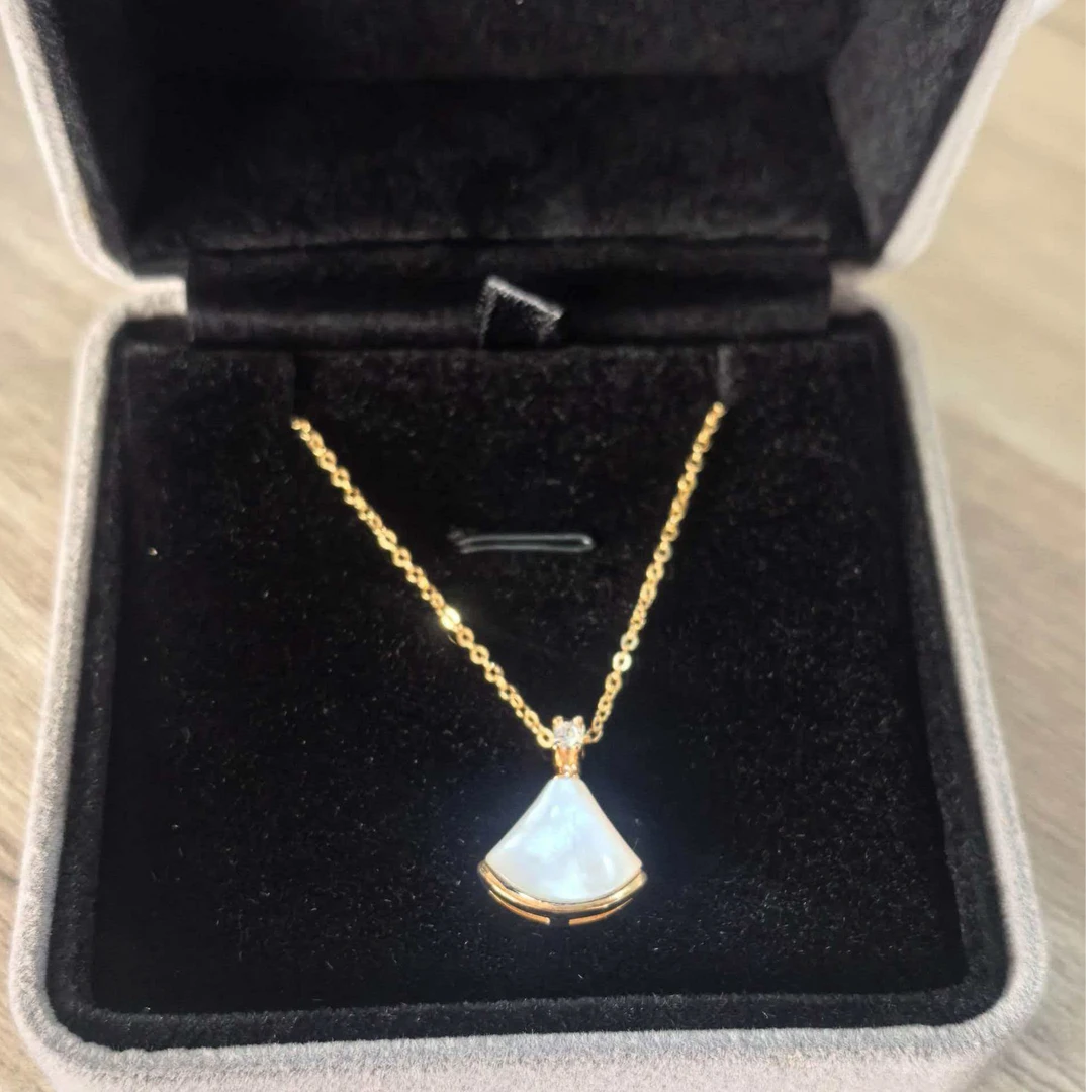 非金属亚克力吊坠 扇形吊坠项链 H1986