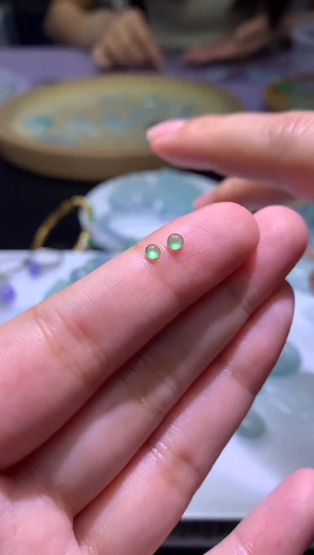 未镶嵌定制翡翠毛货
