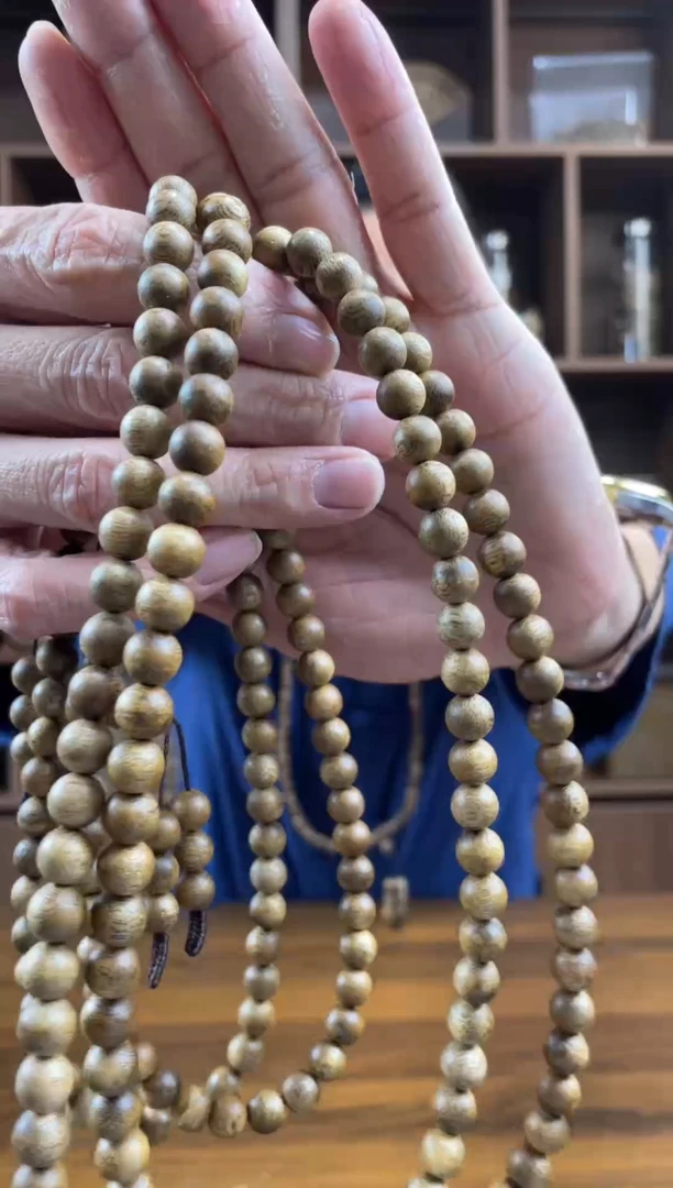 沉香沉香碎屑奇楠沉香0.8圆珠多圈（多样性发一）