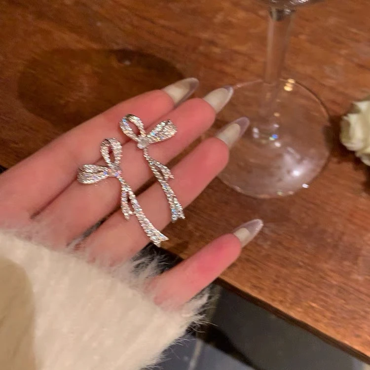 铜合金合成锆石耳饰 春夏闪锆蝴蝶结耳环女轻奢设计感耳环耳饰