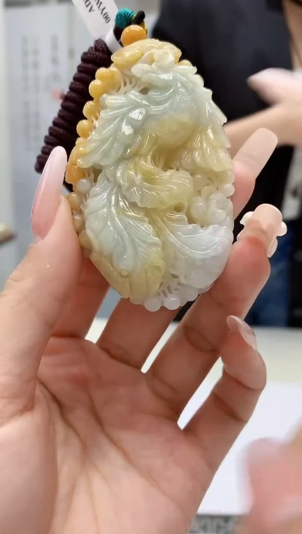 【闪购商品】定制翡翠未镶嵌3123lr-毛货挂件51