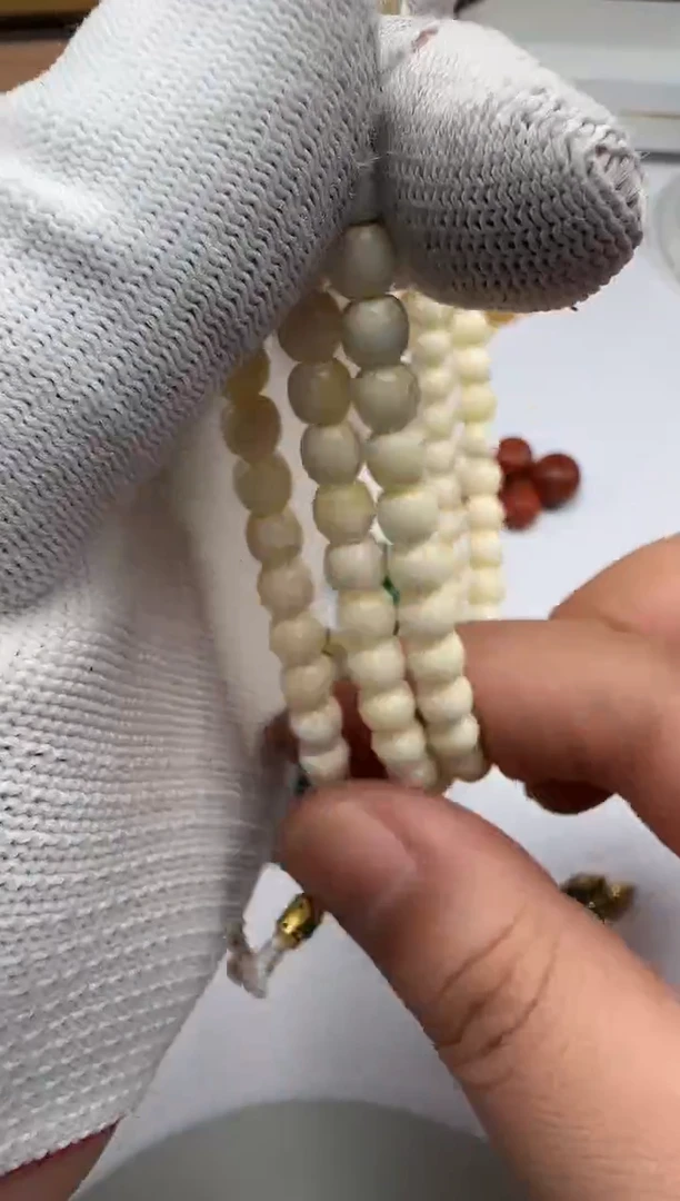 裸石琥珀未镶嵌蜜蜡