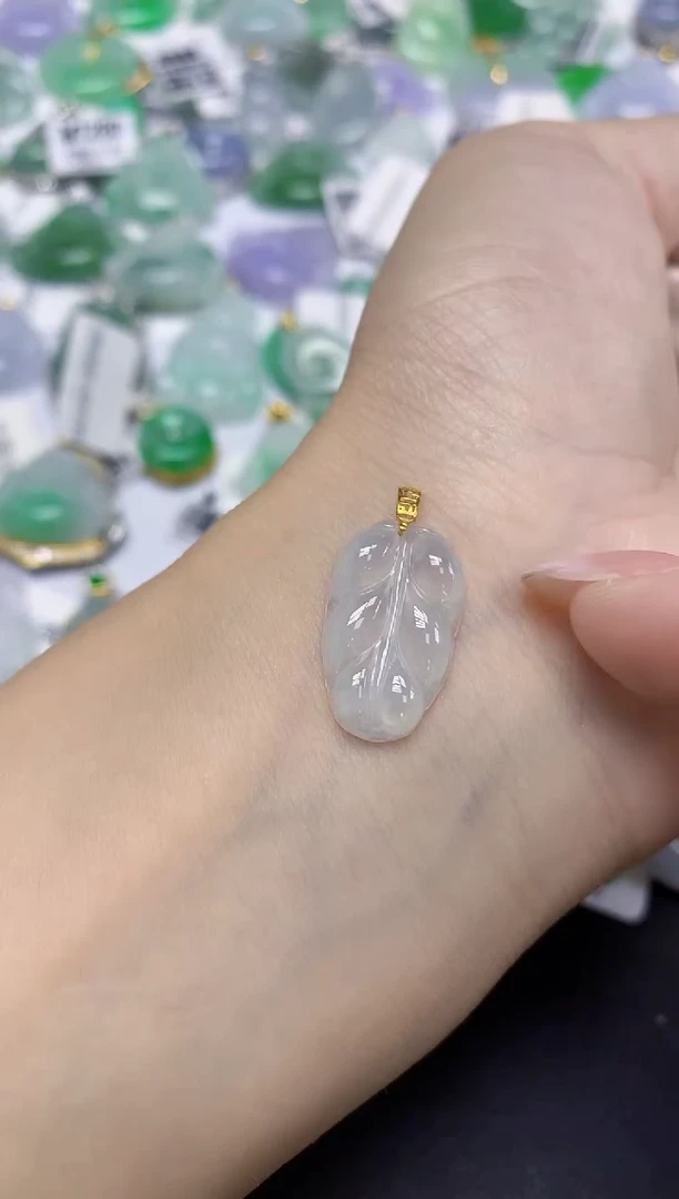 颈饰18K金镶嵌翡翠天然缅甸翡翠A货百元以上9元证书费自理