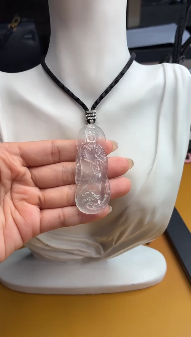 吊坠(不含链)未镶嵌翡翠60 观音 61.7 24 6.0