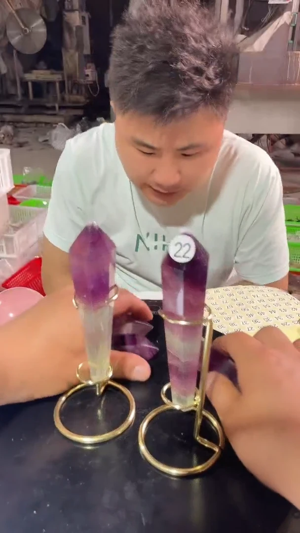 未镶嵌水晶大型摆件（非配饰）022    带底座