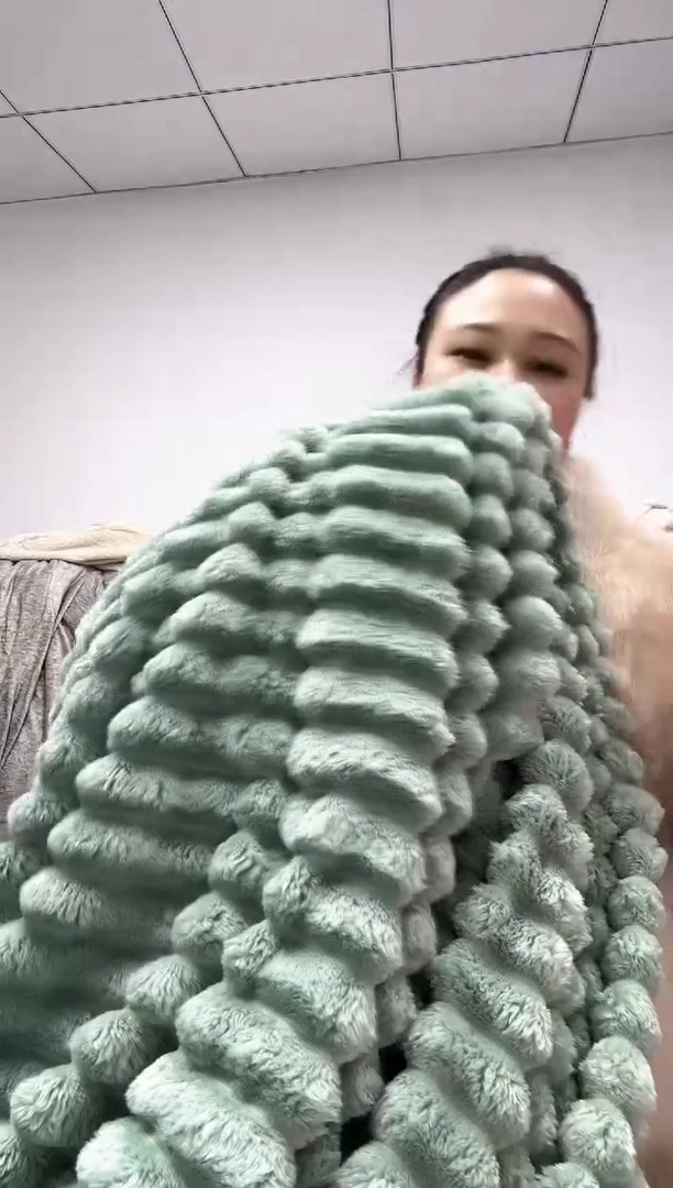 法兰绒2.5x2.3左右已主播介绍为准