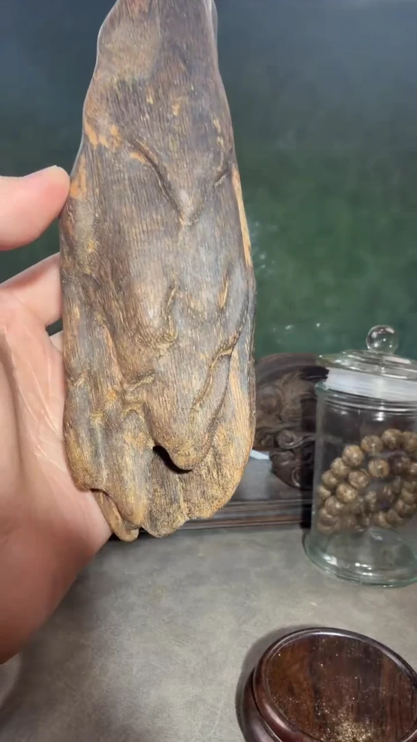 沉香手把件多样性发一