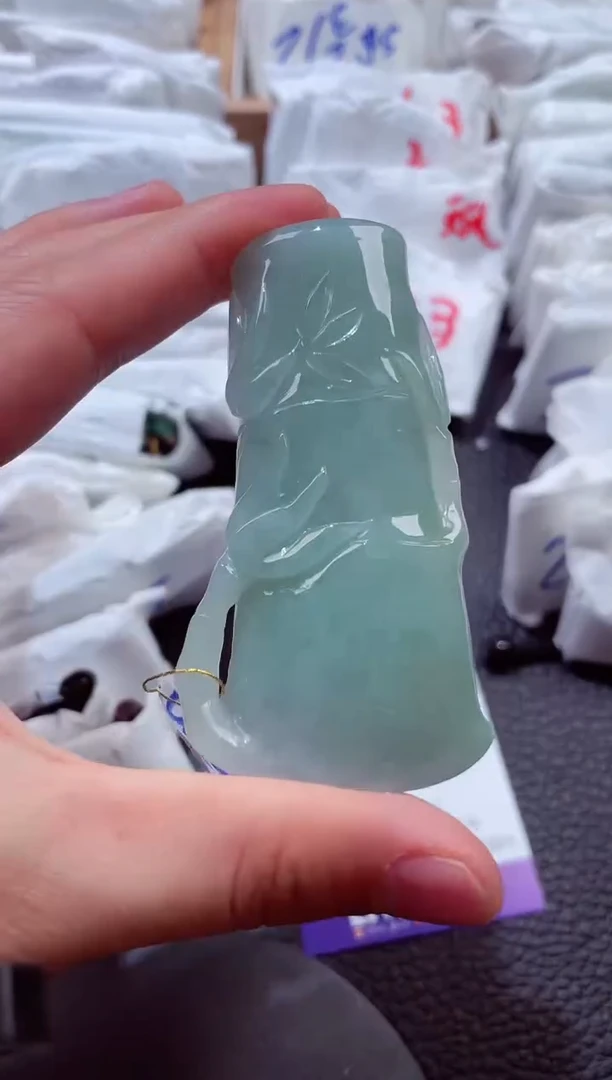 颈饰未镶嵌翡翠00006870