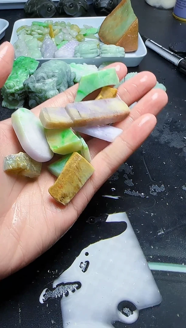 未镶嵌挂件翡翠?*?074