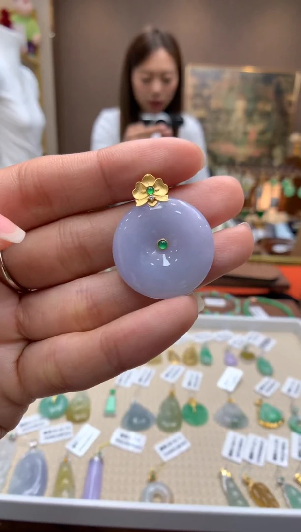 【闪购商品】翡翠颈饰18K金镶嵌平安扣