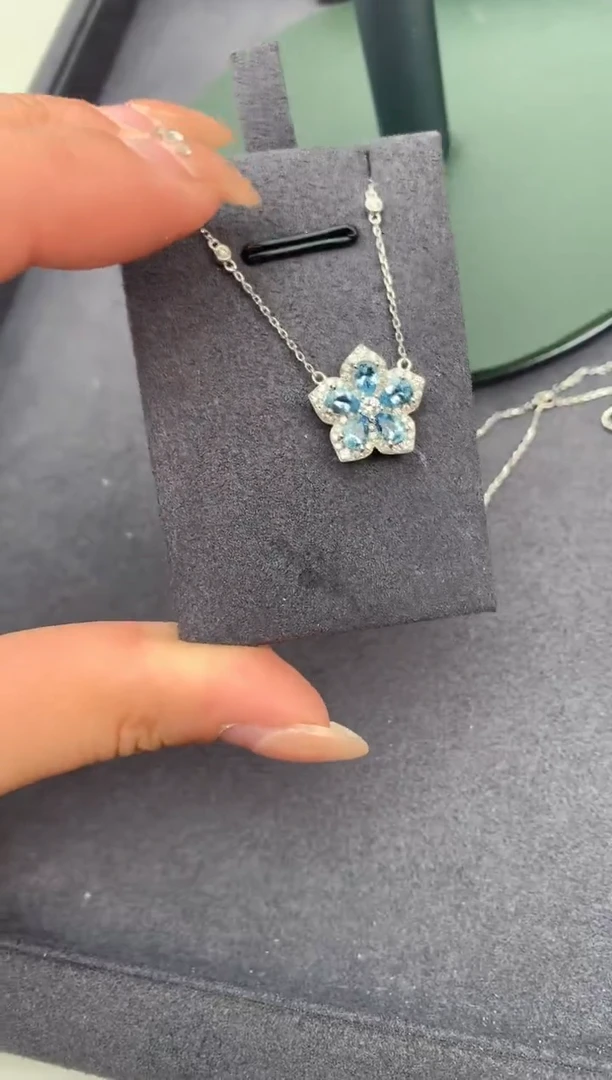 【闪购商品】海蓝宝石颈饰18K金镶嵌61分海蓝宝项链