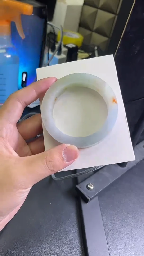 未镶嵌手镯定制翡翠小*玲手镯