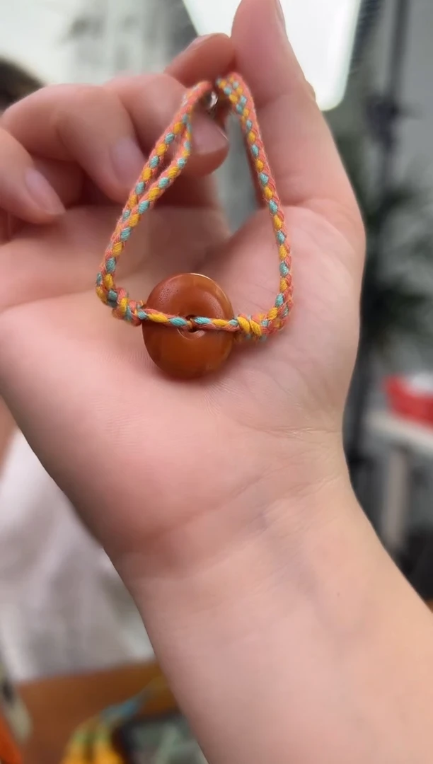 未镶嵌蜜蜡裸石琥珀蜜蜡手绳多样性发一条