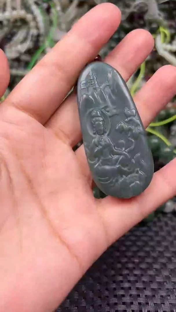 颈饰未镶嵌和田玉1