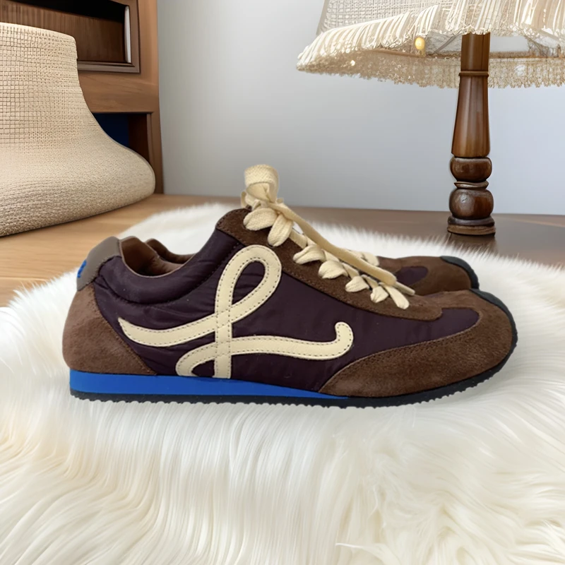 【博主推荐】复古大鞋头2025春季新款系带平底休闲阿甘德训运动鞋鞋