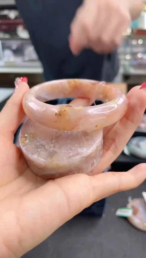 未镶嵌手镯石英质玉60圈口（赠品镯心）122547