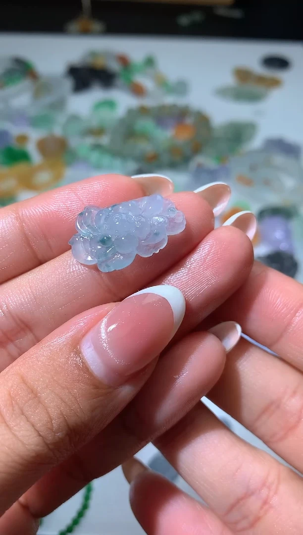 未镶嵌定制翡翠毛货