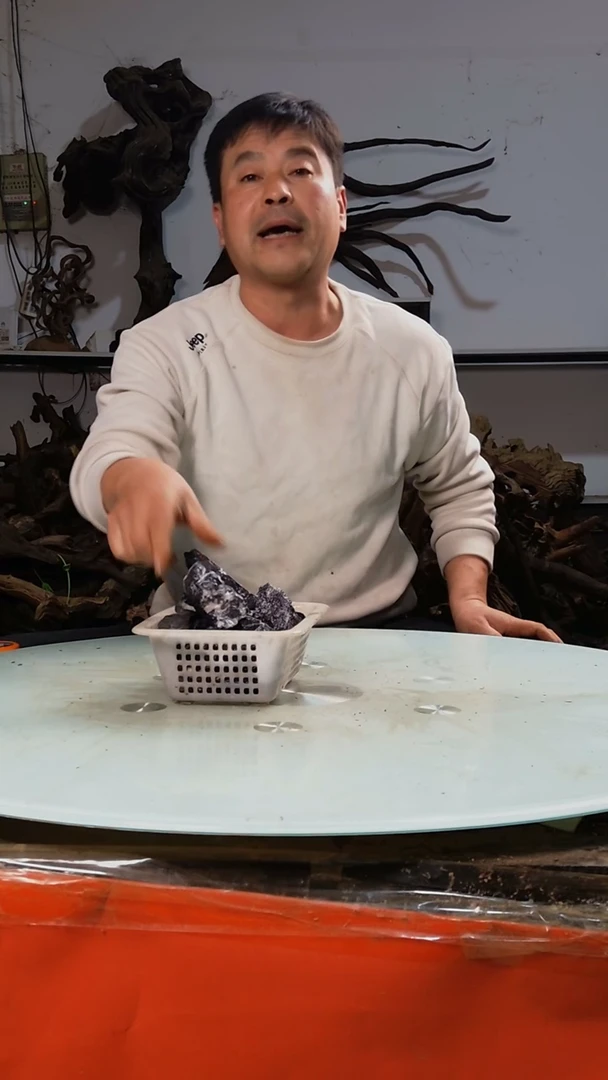 【闪购商品】木随机发货一筐青龙石中碎4斤9.9