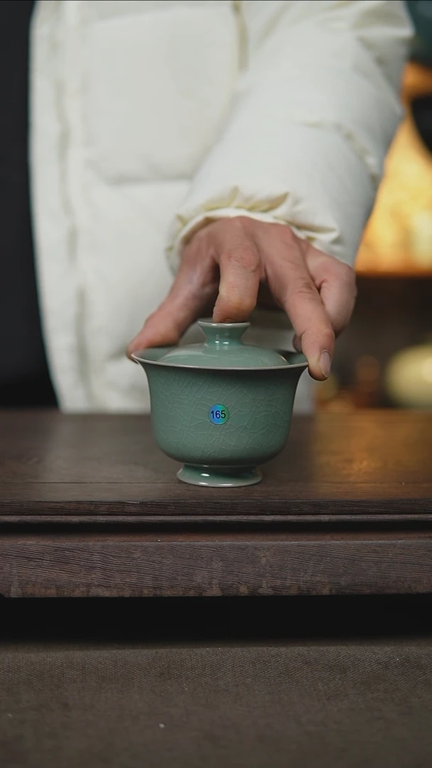 【闪购商品】杯仿古翡翠绿两才元宝微瑕165