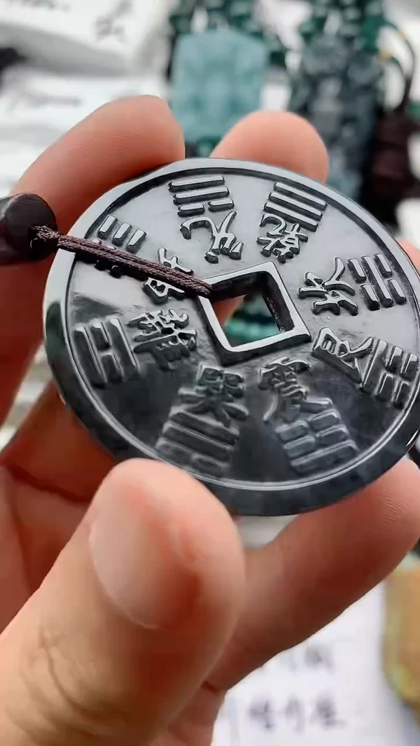 翡翠未镶嵌颈饰88888888888