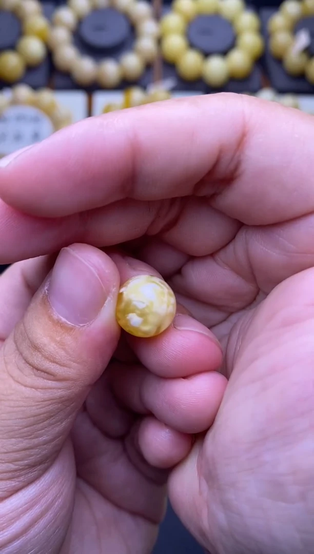 裸石琥珀未镶嵌 大小姐珠宝严选18