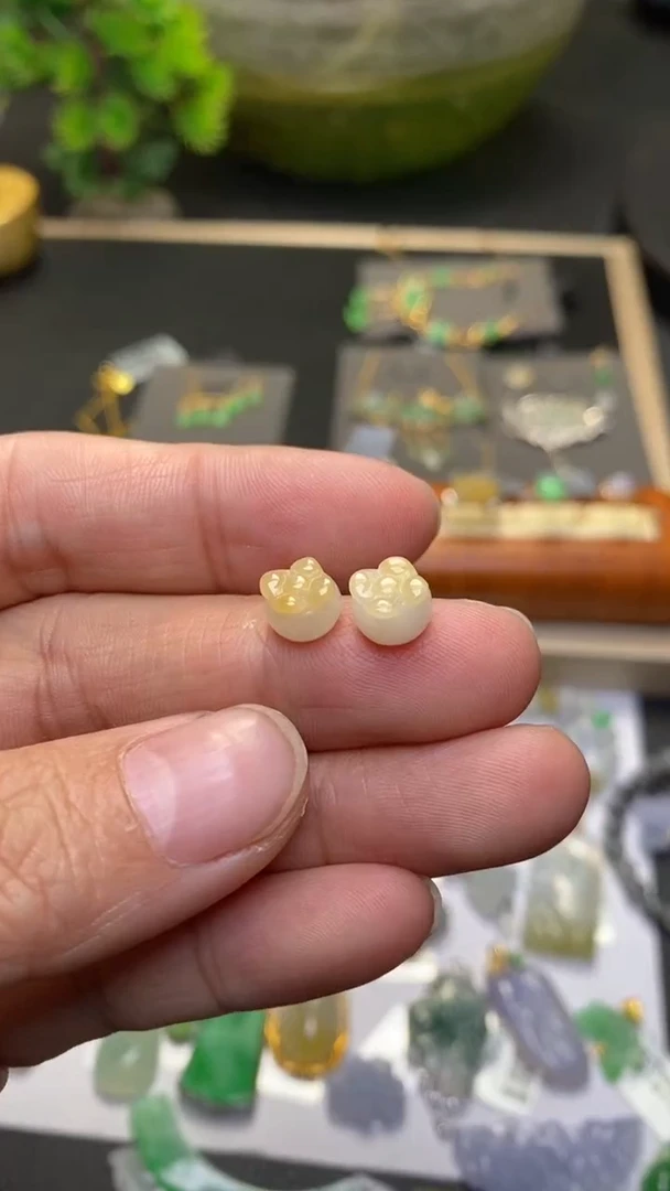 颈饰未镶嵌翡翠净货多样发一33262