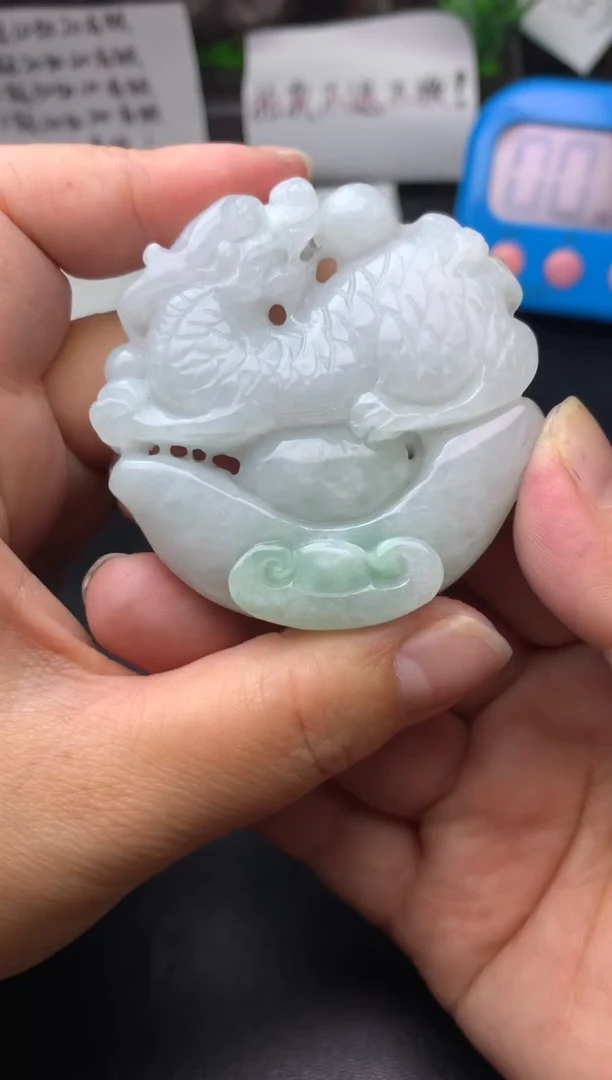 颈饰未镶嵌翡翠貔貅