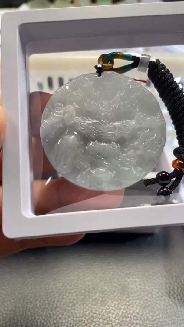 颈饰未镶嵌翡翠10/08/176