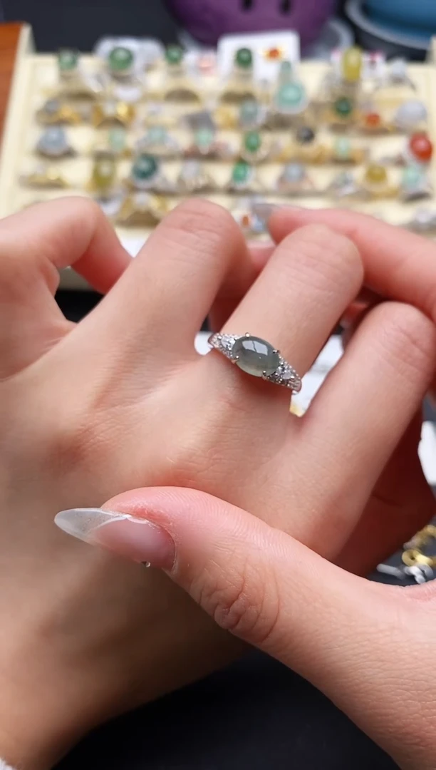 【闪购商品】翡翠戒指银S925镶嵌33333333+10