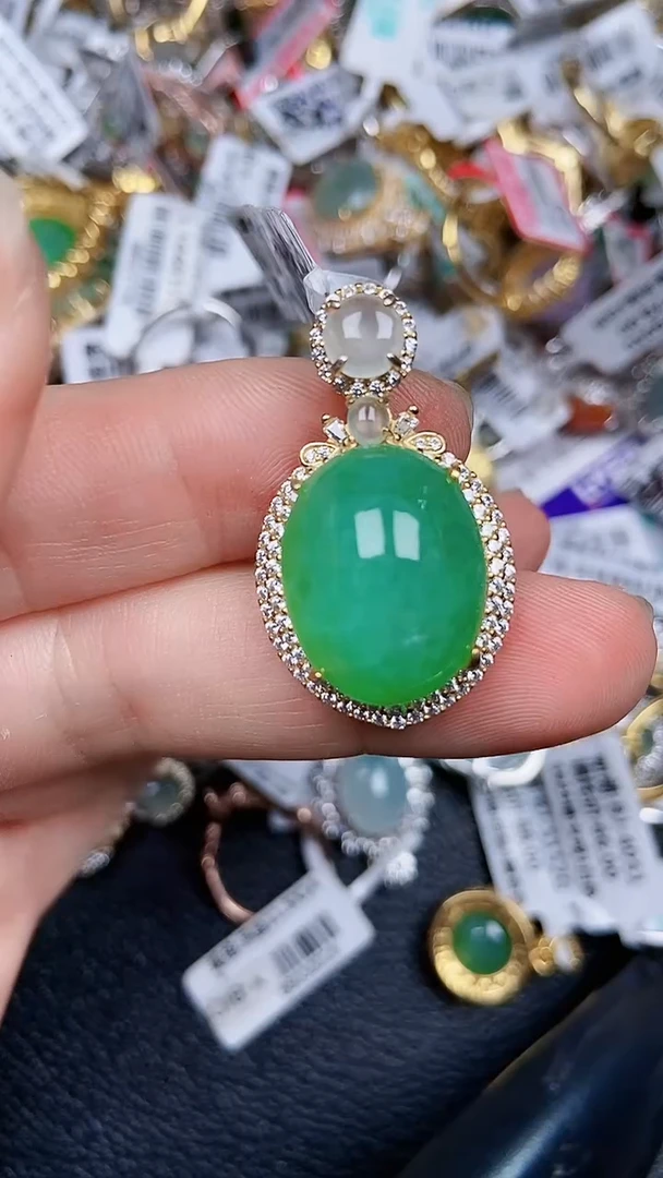 颈饰银S925镶嵌翡翠0979