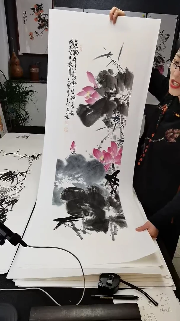 莲动弄清影110*35cm