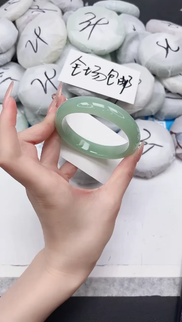 东凌女款手镯253-60.6