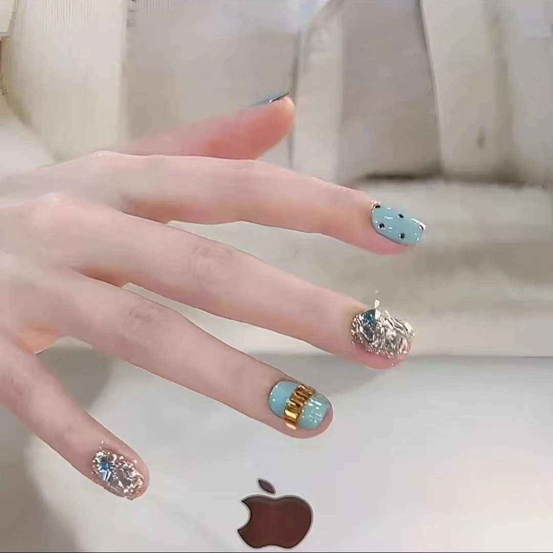 JDD【蒂芙尼蓝】薄荷蓝高级感带钻爆闪纯手工美甲穿戴甲片短款显白