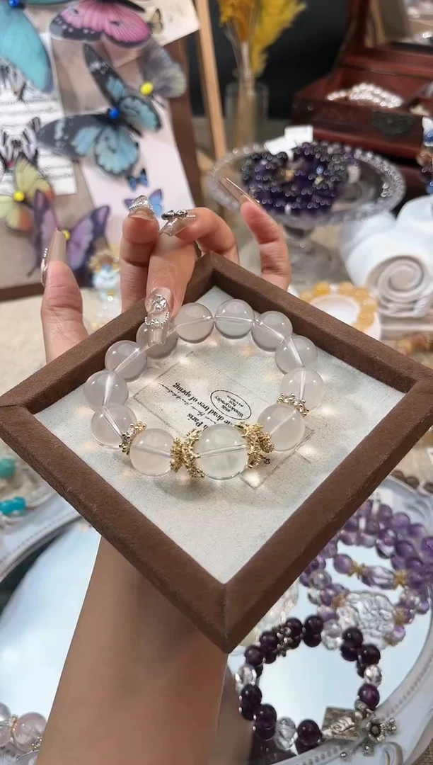 【闪购商品】水晶手链未镶嵌多样性发货颜色微差发其一